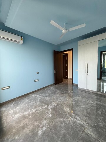 Room in 4 BHK Apartment at Neeti Bagh – for Rent