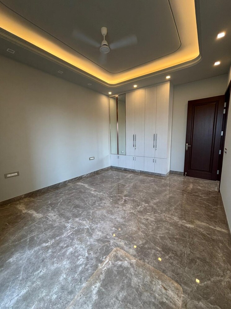 Room, neeti bagh 4 Bedroom 4500 Sq.Ft. Apartment In Neeti Bagh Delhi 8849672