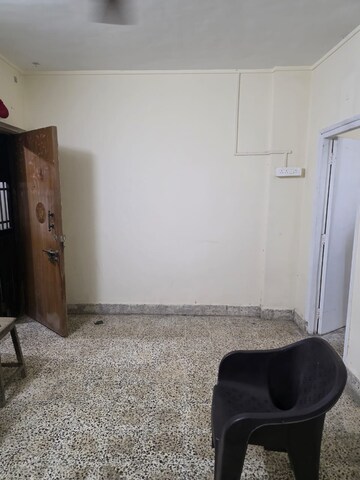 Living Room in 2 BHK Apartment at Panom Park, Vile Parle East – for Rent