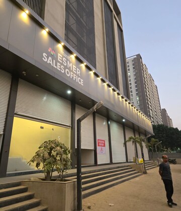  Shop For Rent in Mantra Mesmer, Keshav Nagar