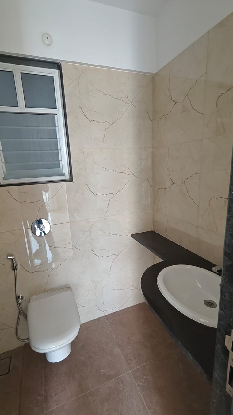 Bathroom, yashwin-orizzonte 2 Bedroom 739 Sq.Ft. Apartment In Kharadi Pune 8849736