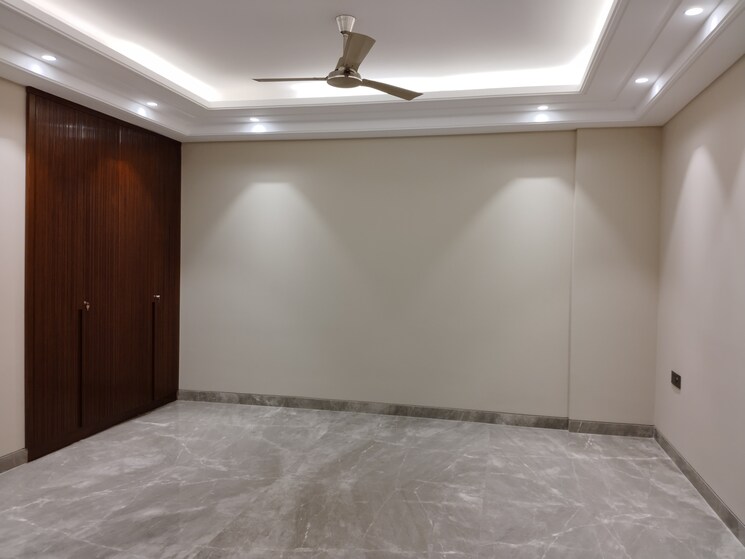 Room, greater kailash ii 4 Bedroom 9000 Sq.Ft. Independent House In Greater Kailash ii Delhi 8849733