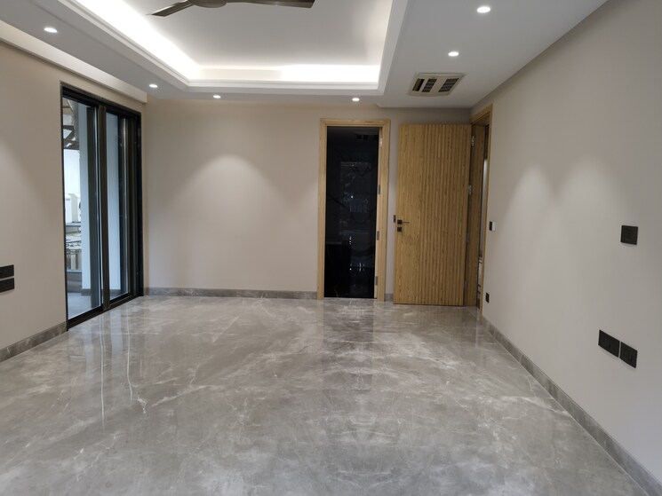 Room, greater kailash ii 4 Bedroom 9000 Sq.Ft. Independent House In Greater Kailash ii Delhi 8849733