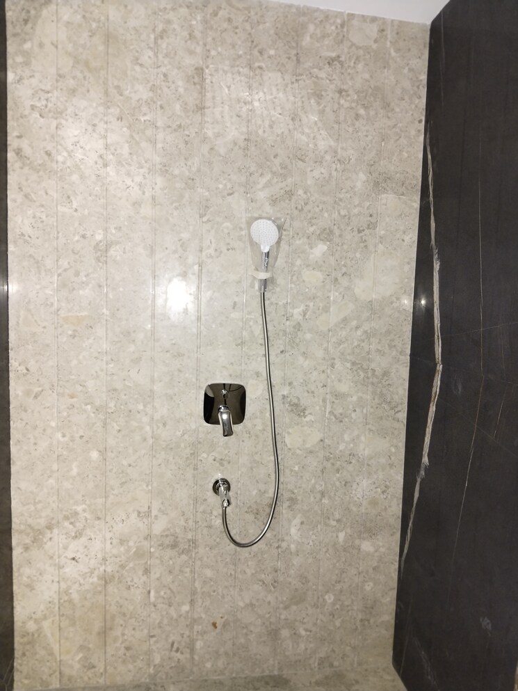 Bathroom, greater kailash ii 4 Bedroom 9000 Sq.Ft. Independent House In Greater Kailash ii Delhi 8849733