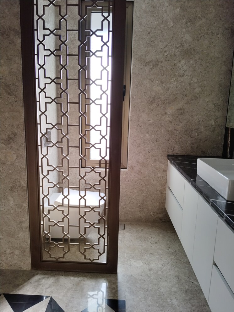 Attached Bathroom, greater kailash ii 4 Bedroom 9000 Sq.Ft. Independent House In Greater Kailash ii Delhi 8849733