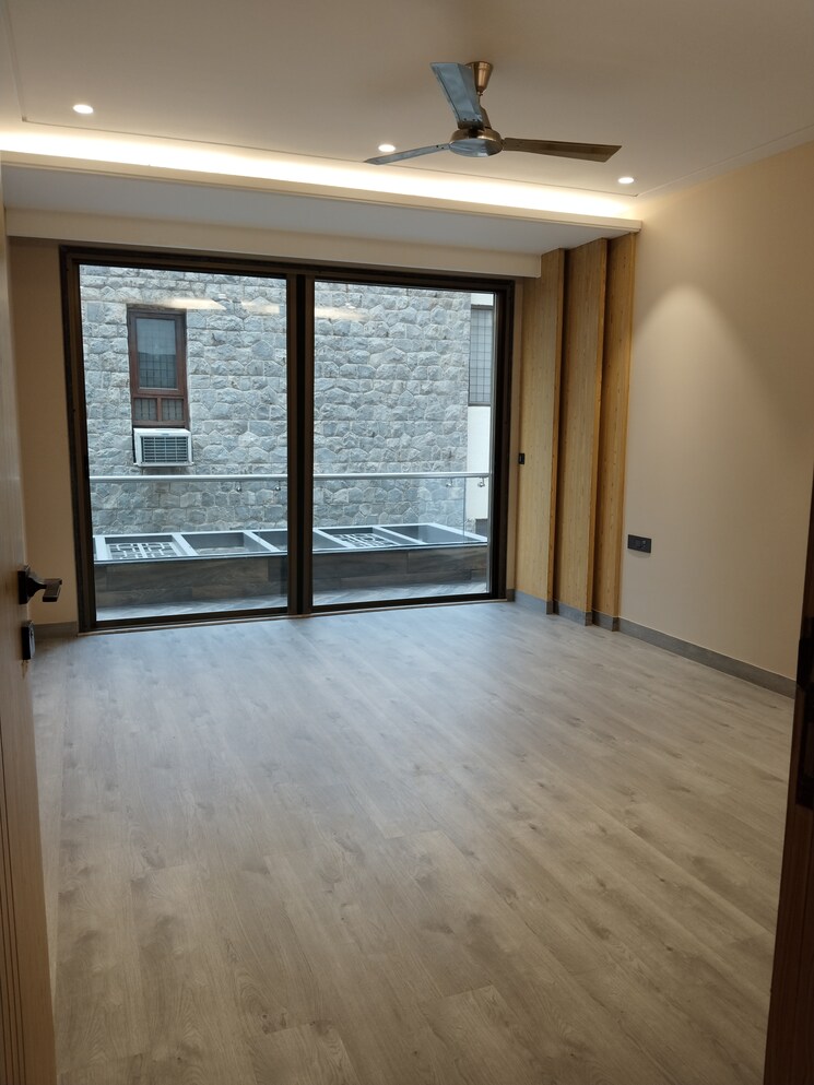 Room, greater kailash ii 4 Bedroom 9000 Sq.Ft. Independent House In Greater Kailash ii Delhi 8849733