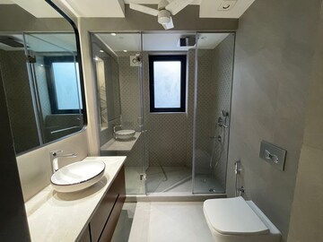 Master Bedroom in 3 BHK Builder Floor at Maharani Bagh – for Rent