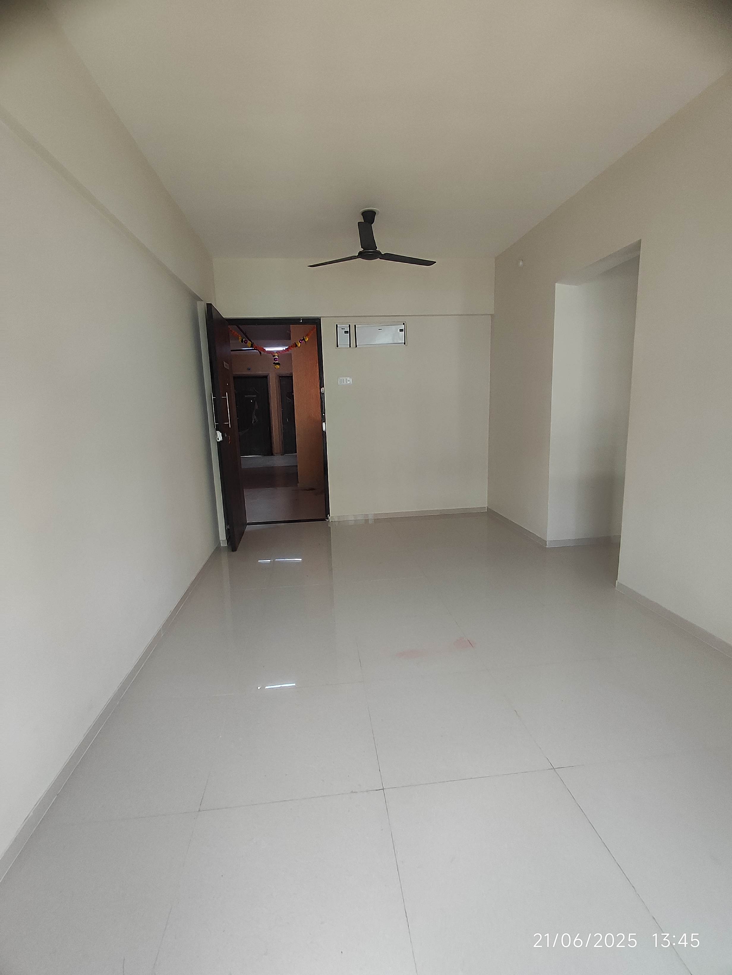 2 BHK + Pooja Room Apartment For Rent in Rustomjee Avenue L WING A B C D