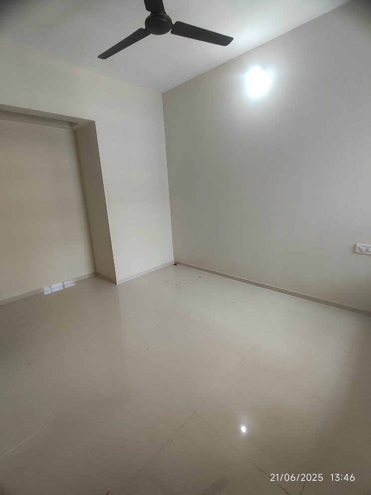 Room, rustomjee-avenue-l-wing-a-b-c-d 2 Bedroom 552 Sq.Ft. Apartment In Virar West Palghar 8849771
