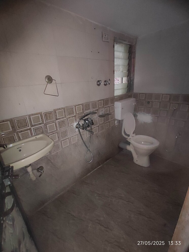 Bathroom, poonam-avenue 1 Bedroom 640 Sq.Ft. Apartment In Virar West Palghar 8849779