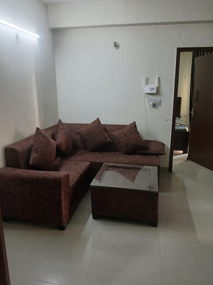 Living Room, nirala-estate-ii 3 Bedroom 1385 Sq.Ft. Apartment In Tech Zone 4 Greater Noida Greater Noida 8849792