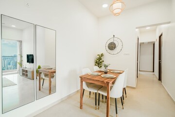 Furnished Amenities in 3 BHK Apartment at Powai – for Sale