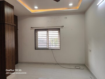 Room in 3 BHK Apartment at Legend Cyrus, Begumpet – for Rent