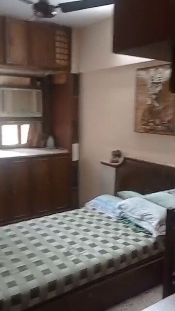 Bedroom in 4 BHK Apartment at Sher E Punjab, Andheri East – for Rent