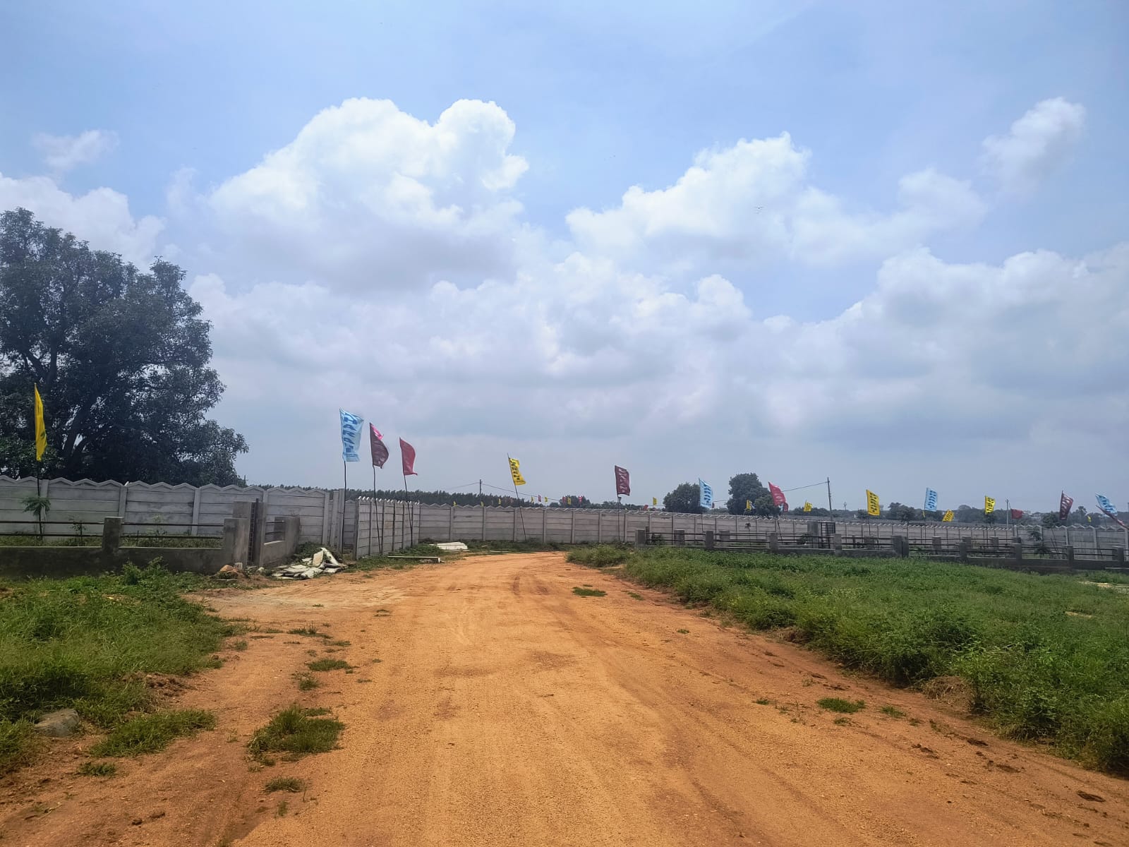 Plot For Sale in Green County Kadthal