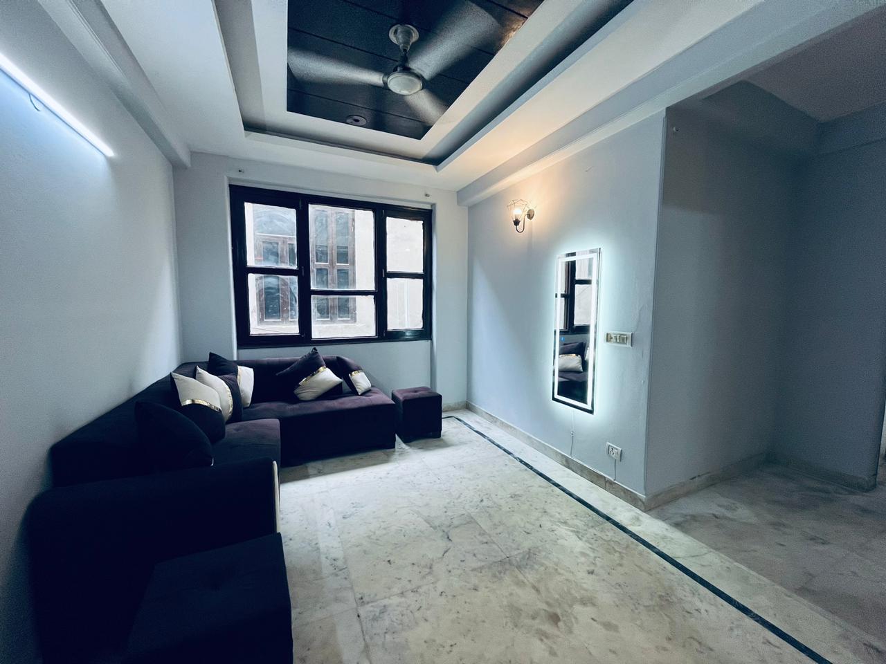 2 BHK + Study Room Builder Floor For Rent in Saket 