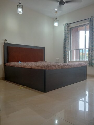 Bedroom in 2 BHK Apartment at Andheri West – for Rent