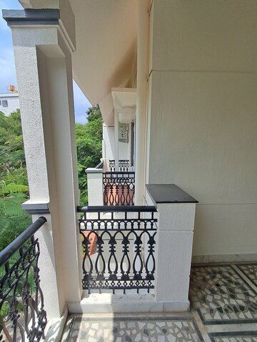 Balcony in 5 BHK Villa at Hsr Layout – for Rent