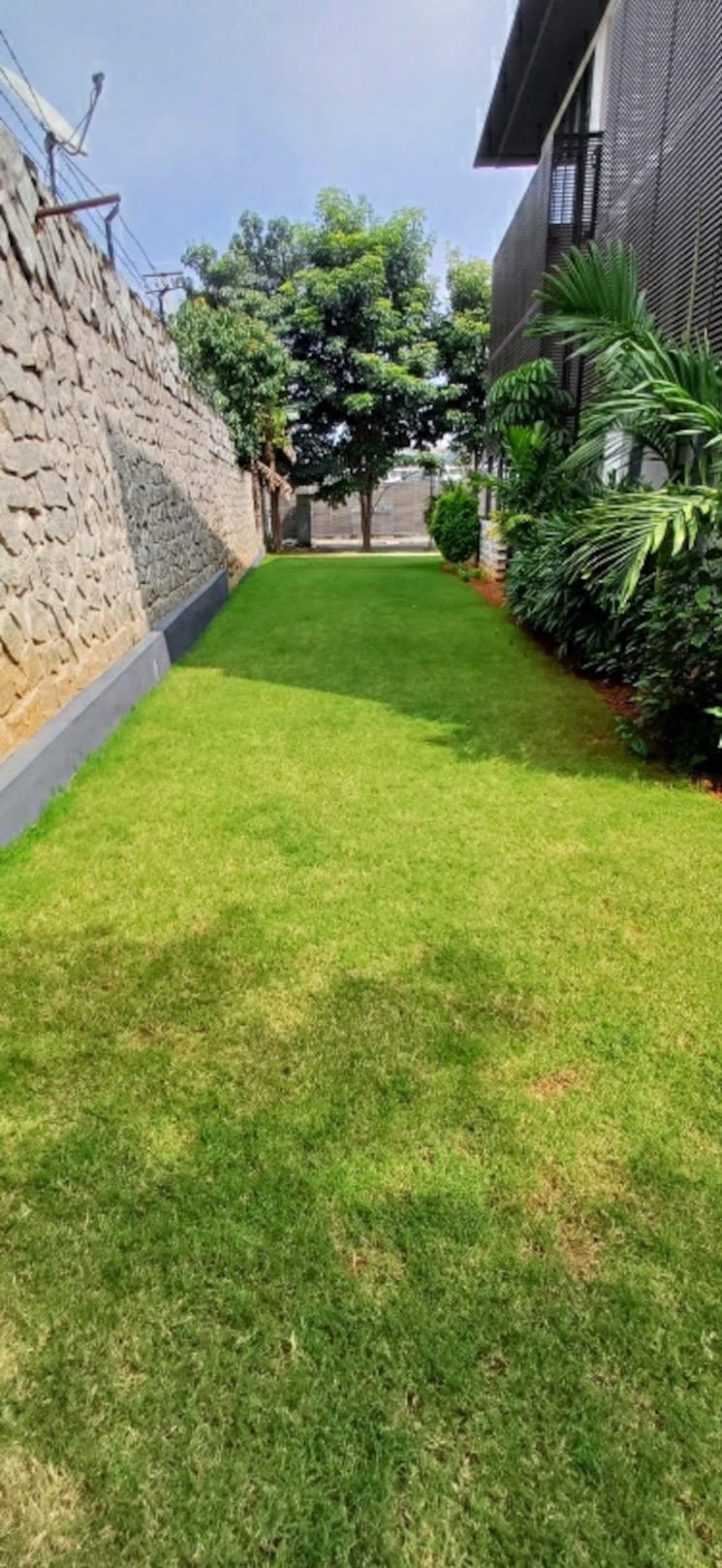 Garden, embassy-boulevard 5 Bedroom 7310 Sq.Ft. Villa In Yelahanka Bangalore 8849902