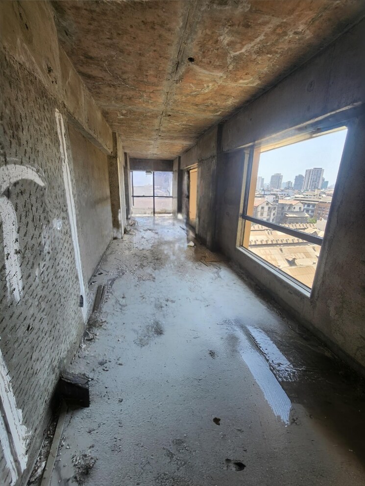 Other, cuffe parade Commercial Office Space 18000 Sq.Ft. In Cuffe Parade Mumbai 8849916