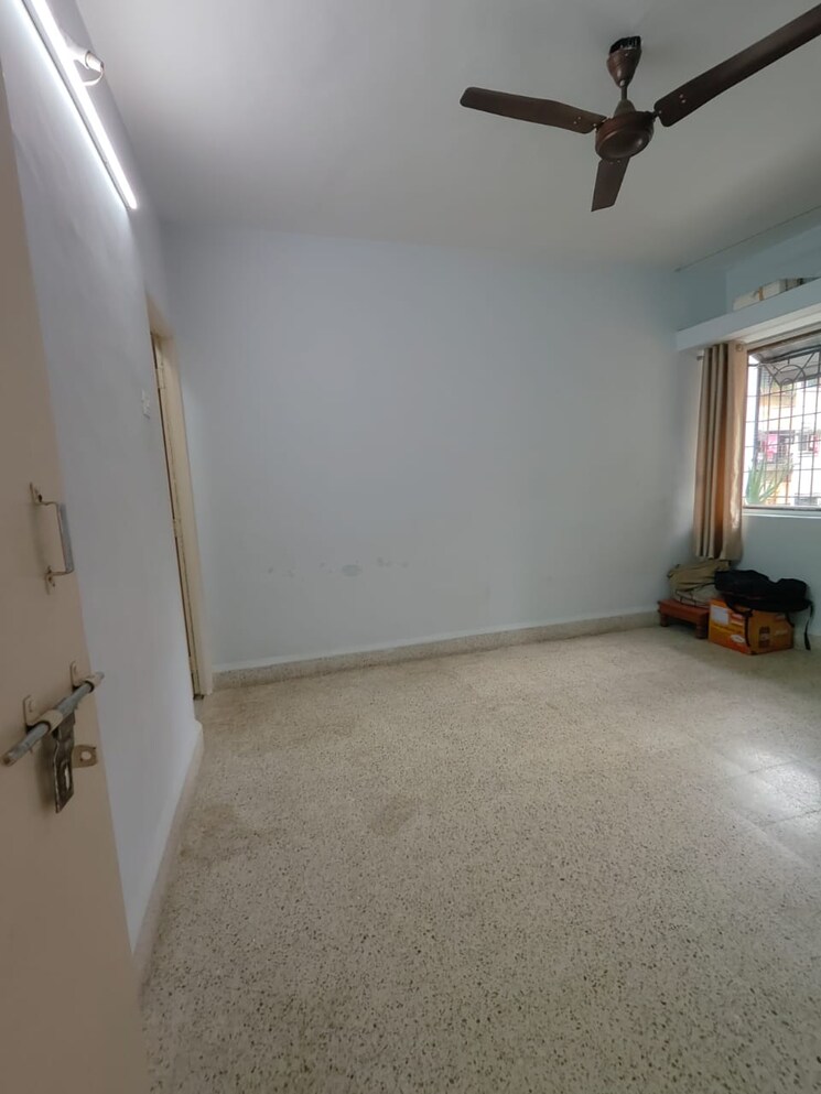 Room, warje 2 Bedroom 850 Sq.Ft. Apartment In Warje Pune 8849921