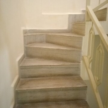 Staircase in 2.5 BHK Villa at Goregaon West – for Rent