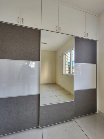 Furnished Amenities in 3 BHK Apartment at Prestige Lakeside Habitat, Varthur – for Rent