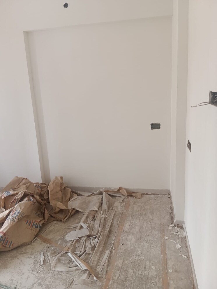 Room, goregaon west 1 Bedroom 550 Sq.Ft. Apartment In Goregaon West Mumbai 8849956