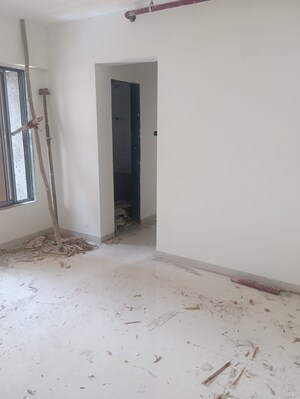 1 BHK Apartment For Sale in Goregaon West