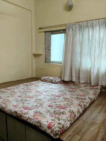 Bedroom in 1.5 BHK Apartment at Arahant Society, Santacruz East – for Rent