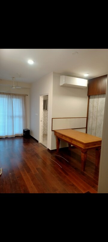 Room in 3.5 BHK Apartment at Sobha 25 Richmond, Richmond Road – for Rent