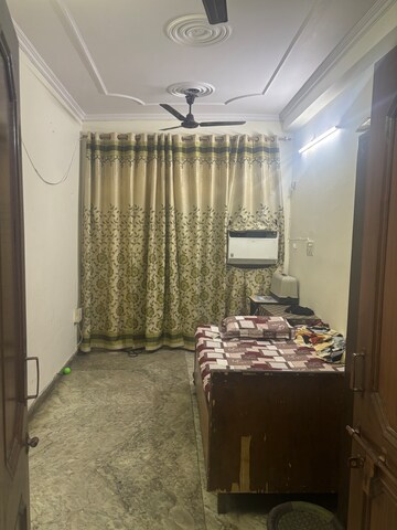 Bedroom in 3 BHK Apartment at Laxmi Nagar – for Sale