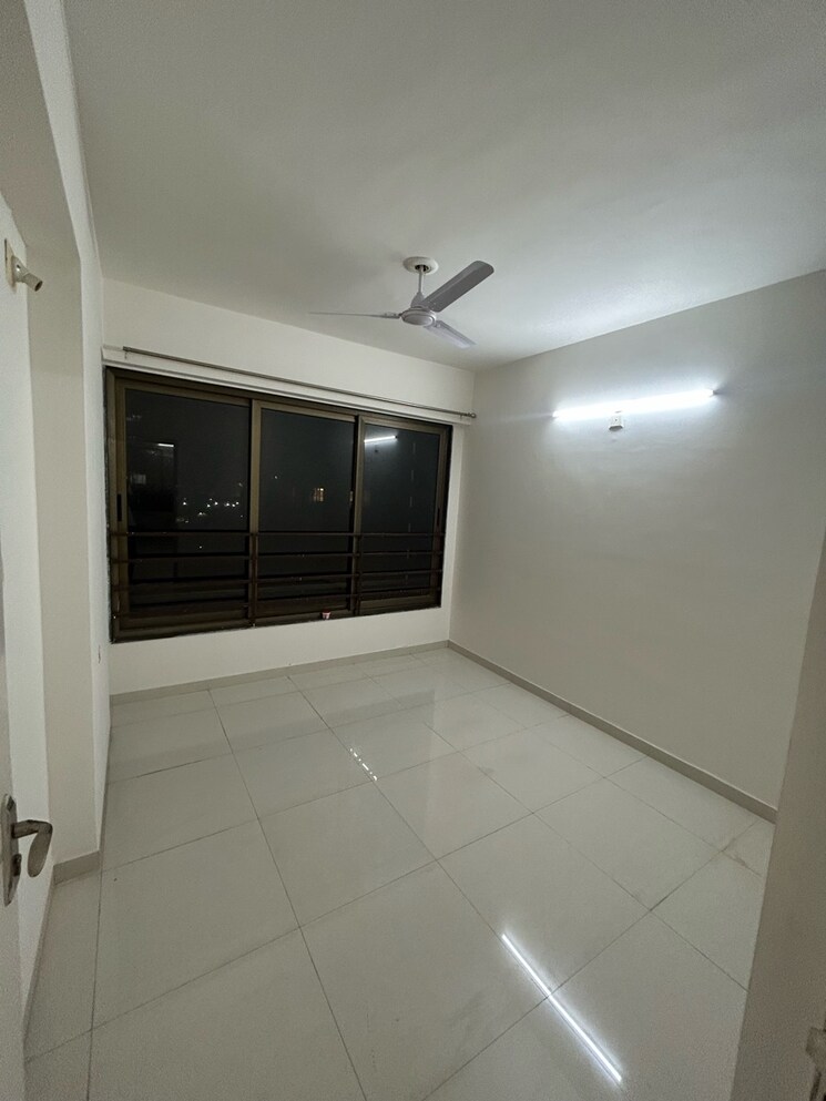 Bedroom, sammet-platinum 3 Bedroom 1250 Sq.Ft. Apartment In Makarba Ahmedabad 8849986