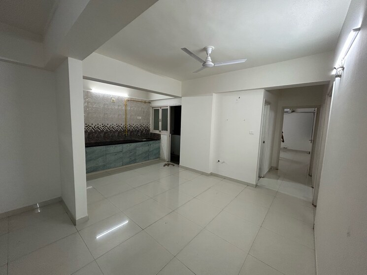 Living Room, sammet-platinum 3 Bedroom 1250 Sq.Ft. Apartment In Makarba Ahmedabad 8849986