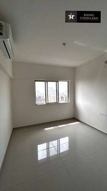 Room in 1 BHK Apartment at Omkar Signet, Malad East – for Rent