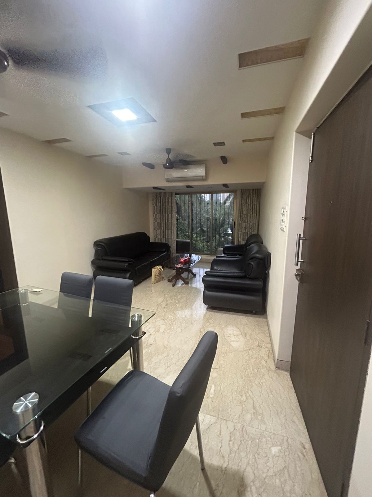 2 BHK Apartment For Rent in Grace Residency Bandra