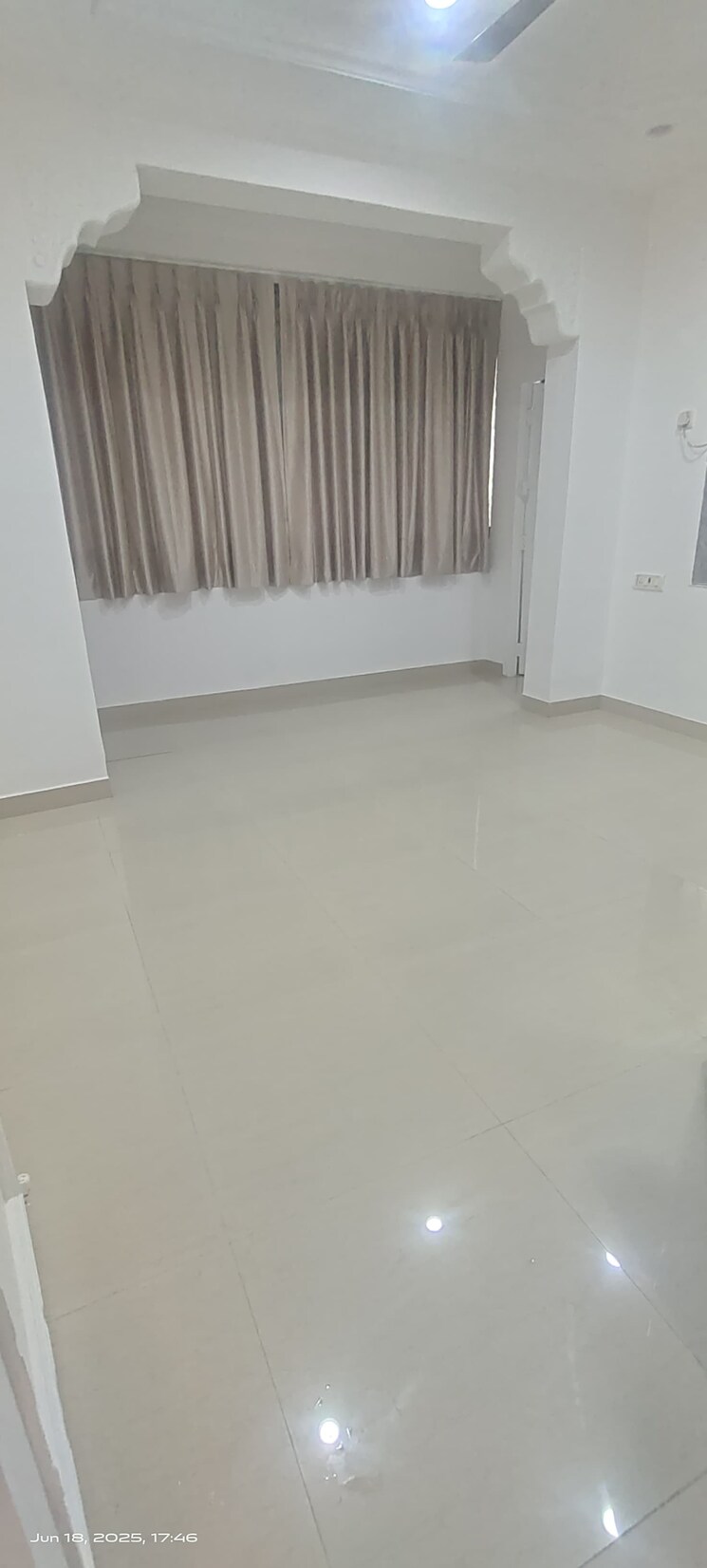 Room, meethi-hill-crest-apartment 2 Bedroom 1200 Sq.Ft. Apartment In Bandra West Mumbai 8849995