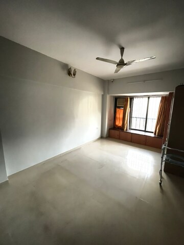 Room in 2 BHK Apartment at Shailesh Apartment, Khar West – for Rent