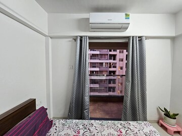 Bedroom in 2 BHK Apartment at Choice Goodwill Breeza, Dhanori – for Rent