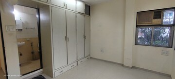 Room in 2 BHK Apartment at Divine Shivom, Khar West – for Rent