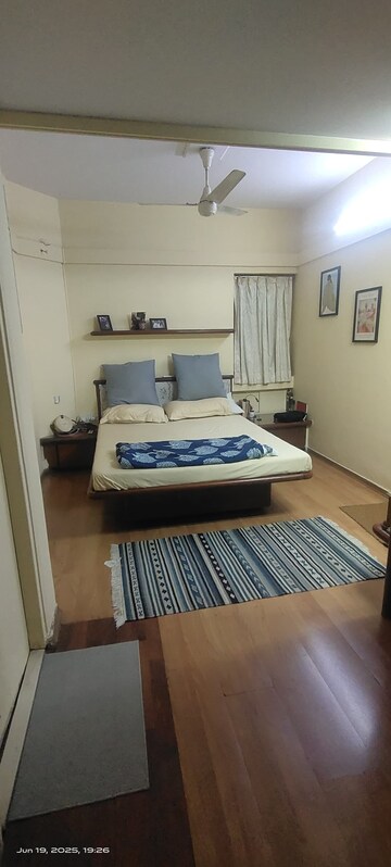 Bedroom in 2 BHK Apartment at Wishram Apartment, Khar West – for Rent