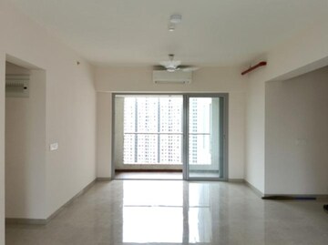 Room in 3 BHK Apartment at Piramal Vaikunth Vraj, Balkum Pada – for Rent