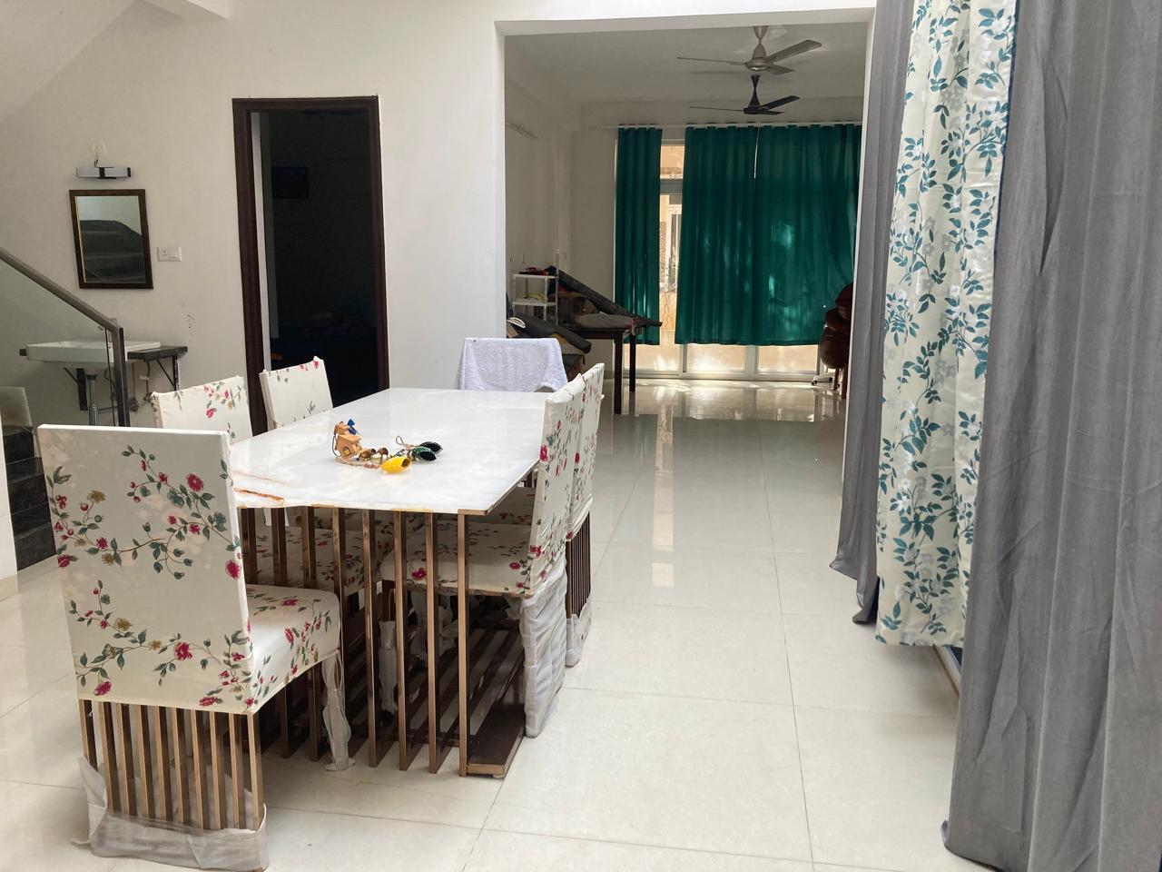 4 BHK + Pooja Room 3400 Sq.Ft. Villa in Radhey Sancia