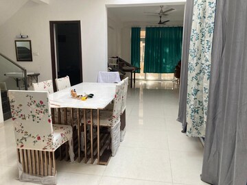 4 BHK Villa For Sale in Radhey Sancia, Tellapur