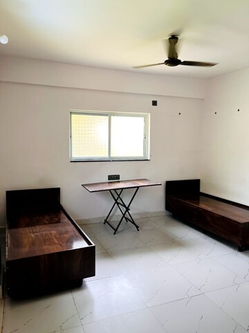  Pg For Rent in Model Colony