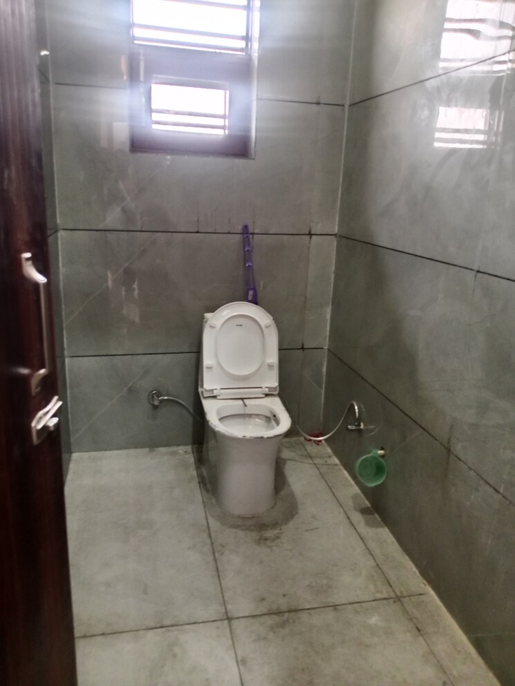 Bathroom, sector 13 2 Bedroom 963 Sq.Ft. Builder Floor In Sector 13 Panipat 8850072