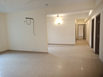 Room in 4 BHK Apartment at The 3C Lotus Panache, Sector 110 – for Rent