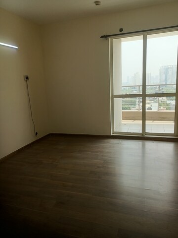 Room in 4 BHK Apartment at The 3C Lotus Panache, Sector 110 – for Rent