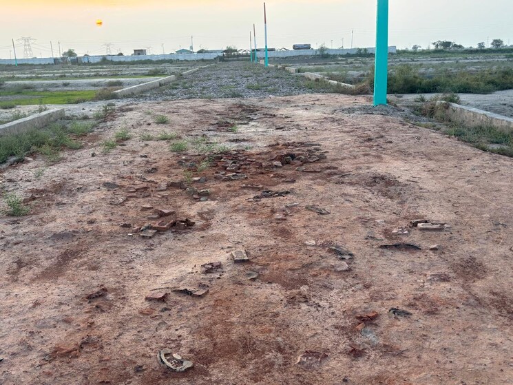 undefined, jewar  108 Sq.Yd. Plot In Jewar Greater Noida 8850085