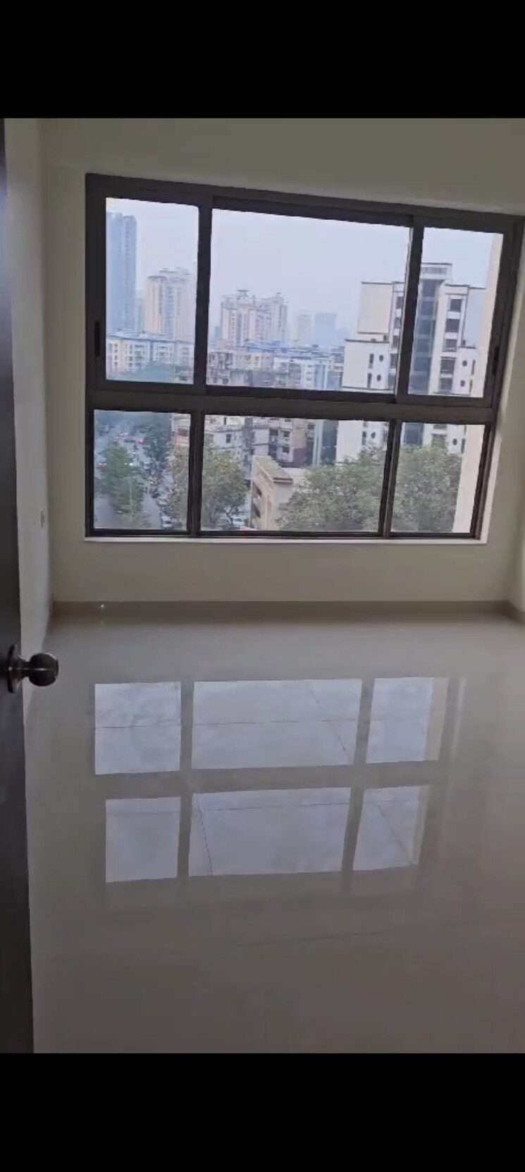 Room, kalpataru-paramount 2 Bedroom 672 Sq.Ft. Apartment In Kapur Bawdi Thane 8850101